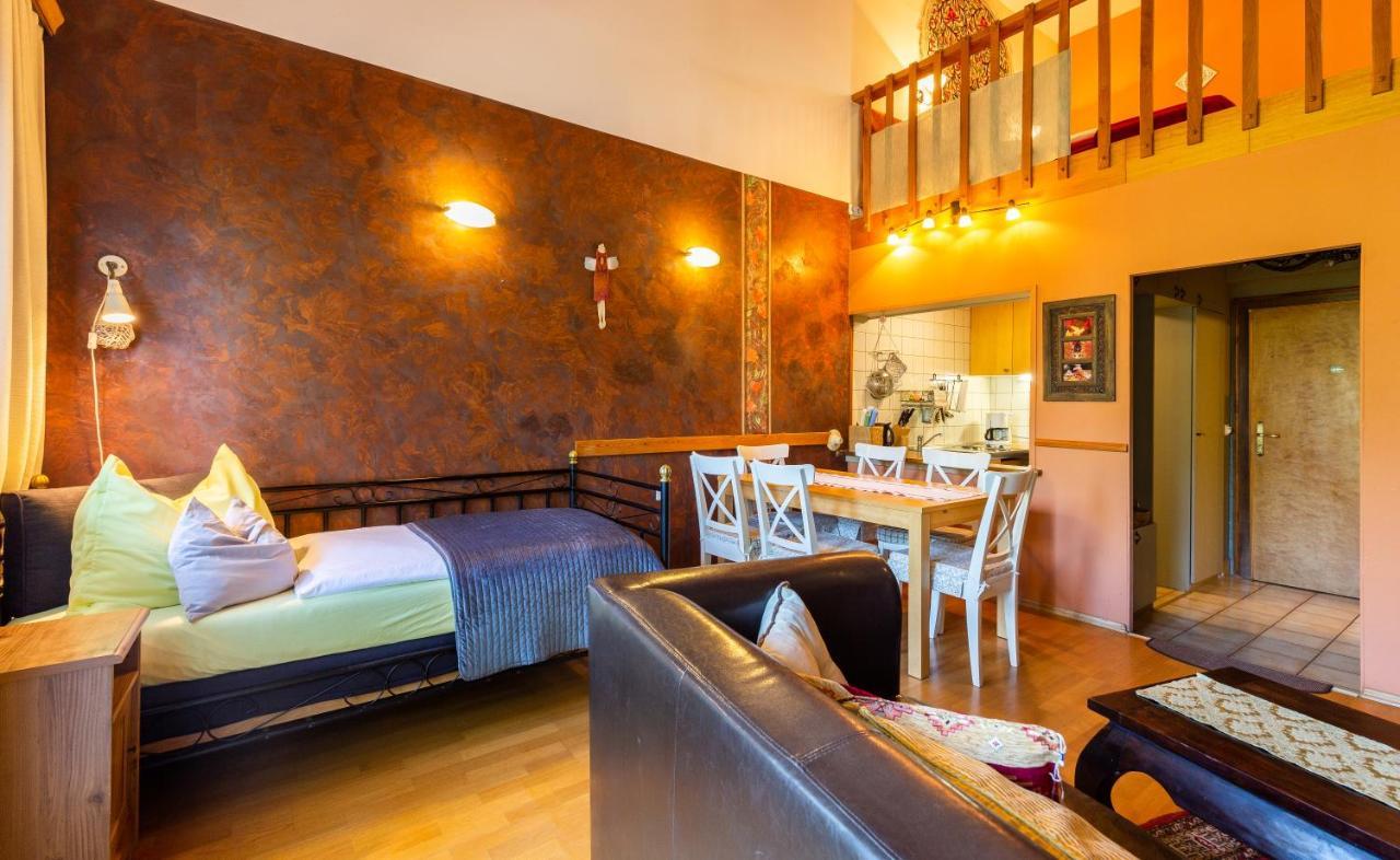 Appartementhaus Witzmann Bad Voeslau Luaran gambar